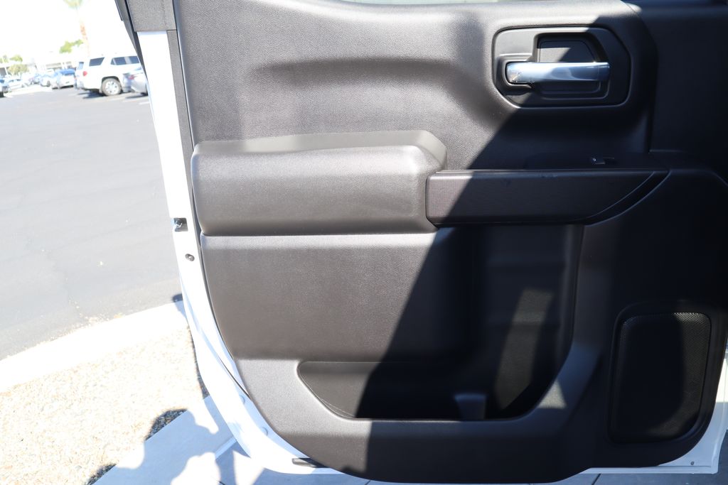 Thumbnail: 2025 GMC Sierra 1500 - 25