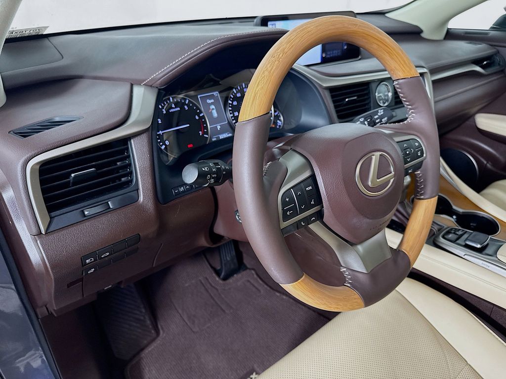 Thumbnail: 2018 Lexus RX - 9