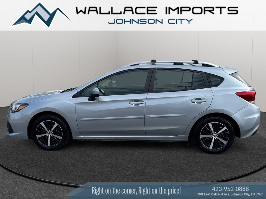 Ice Silver Metallic 2022 Subaru Impreza Premium Wagon AWD Wagon All-Wheel Drive Continuously Variable Transmission