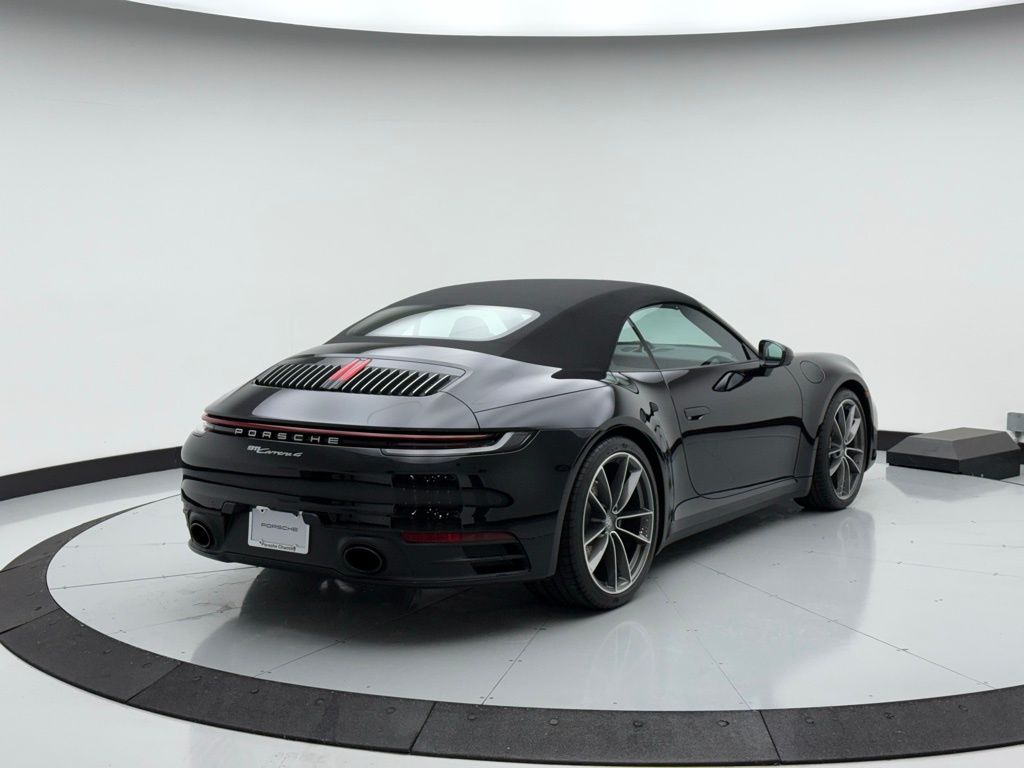 2024 Porsche 911 Carrera 4 5