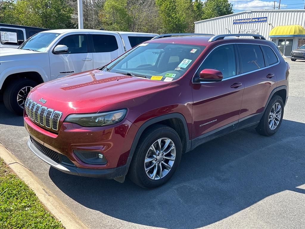 Velvet Red Pearlcoat 2019 Jeep Cherokee Latitude Plus 4WD SUV / Crossover Four-Wheel Drive 9-Speed Automatic