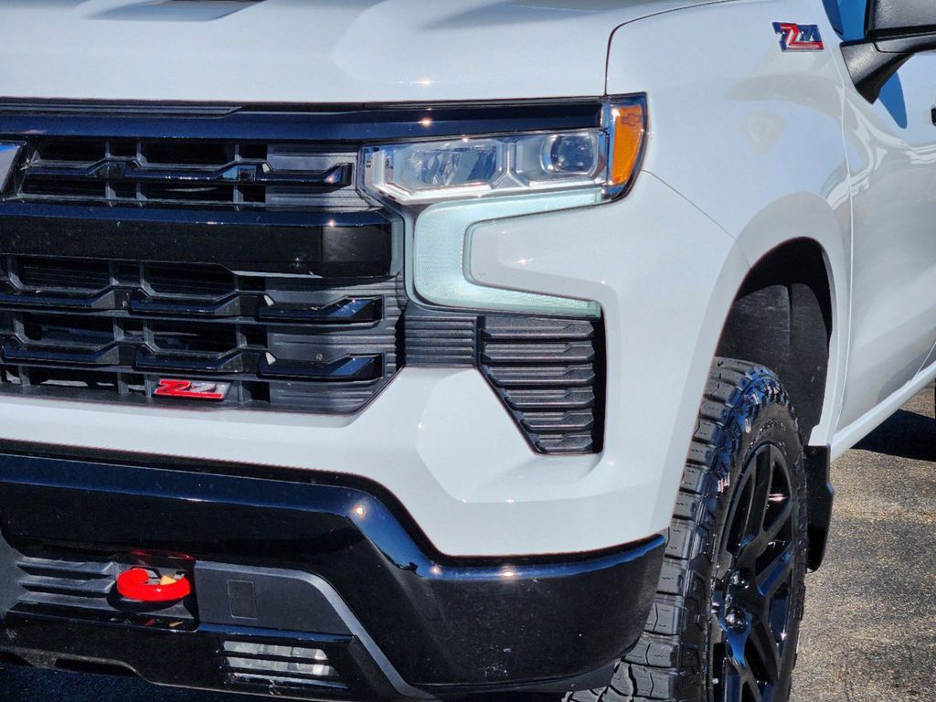 2024 Chevrolet Silverado 1500 LT Trail Boss 5