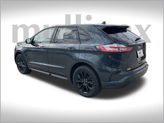 2024 Ford Edge SE photo 2