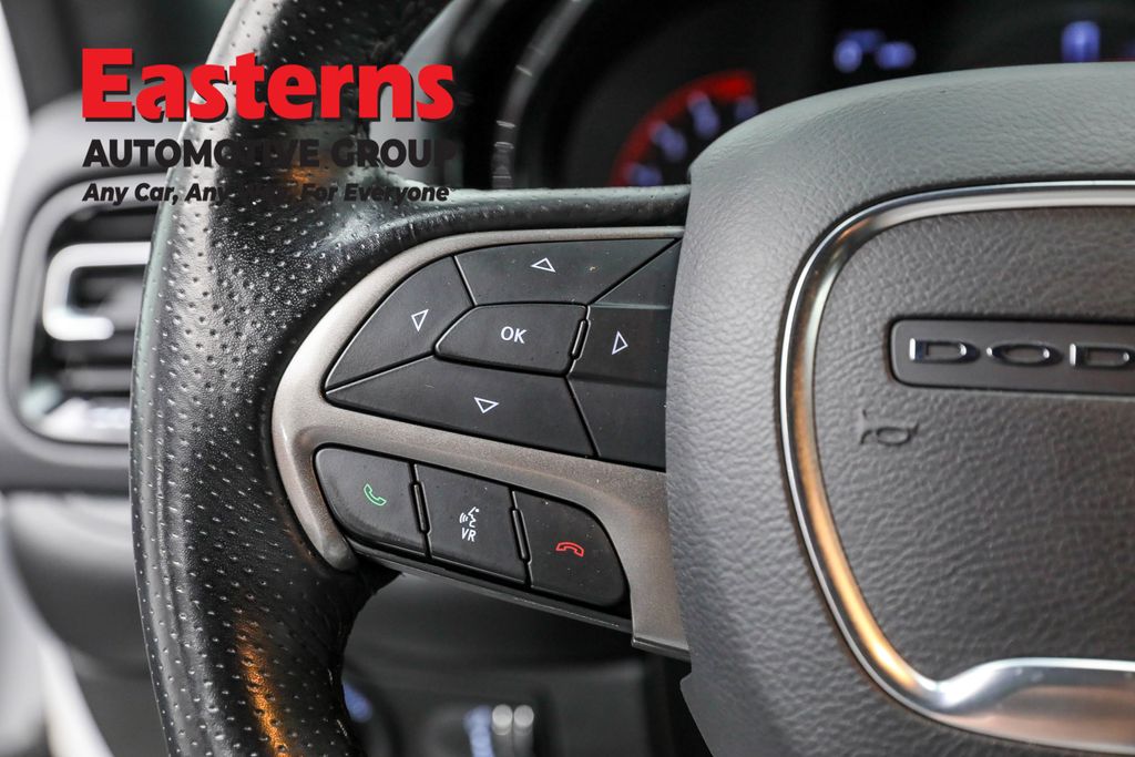 Used 2023 White Dodge SXT image 15