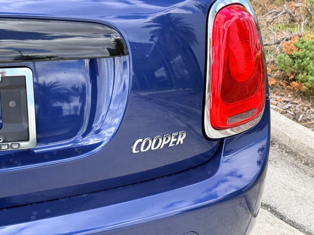 Thumbnail: 2017 MINI Cooper - 11