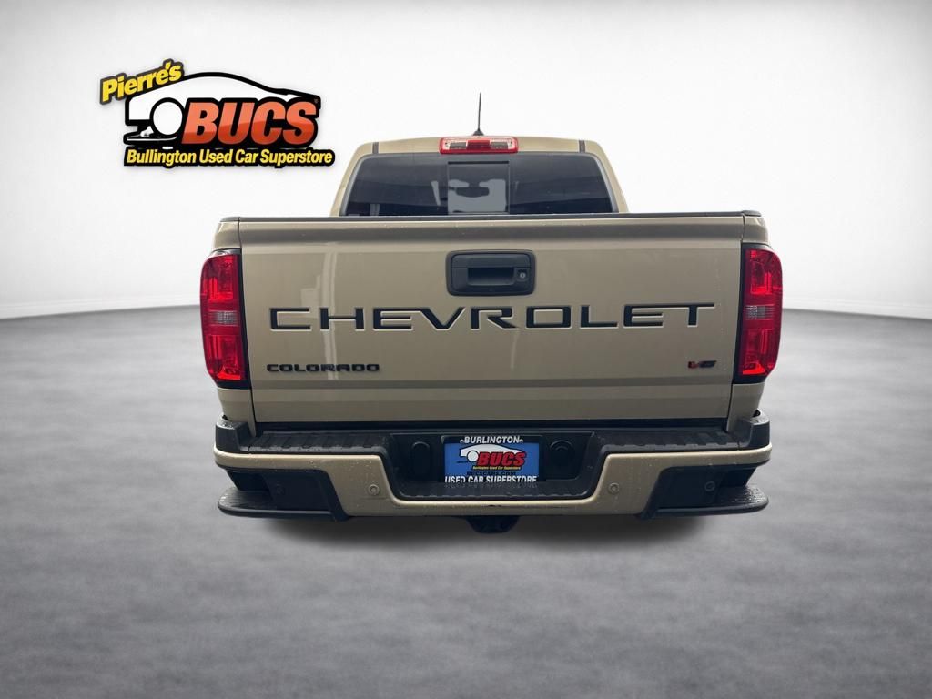 View vehicle photo 4