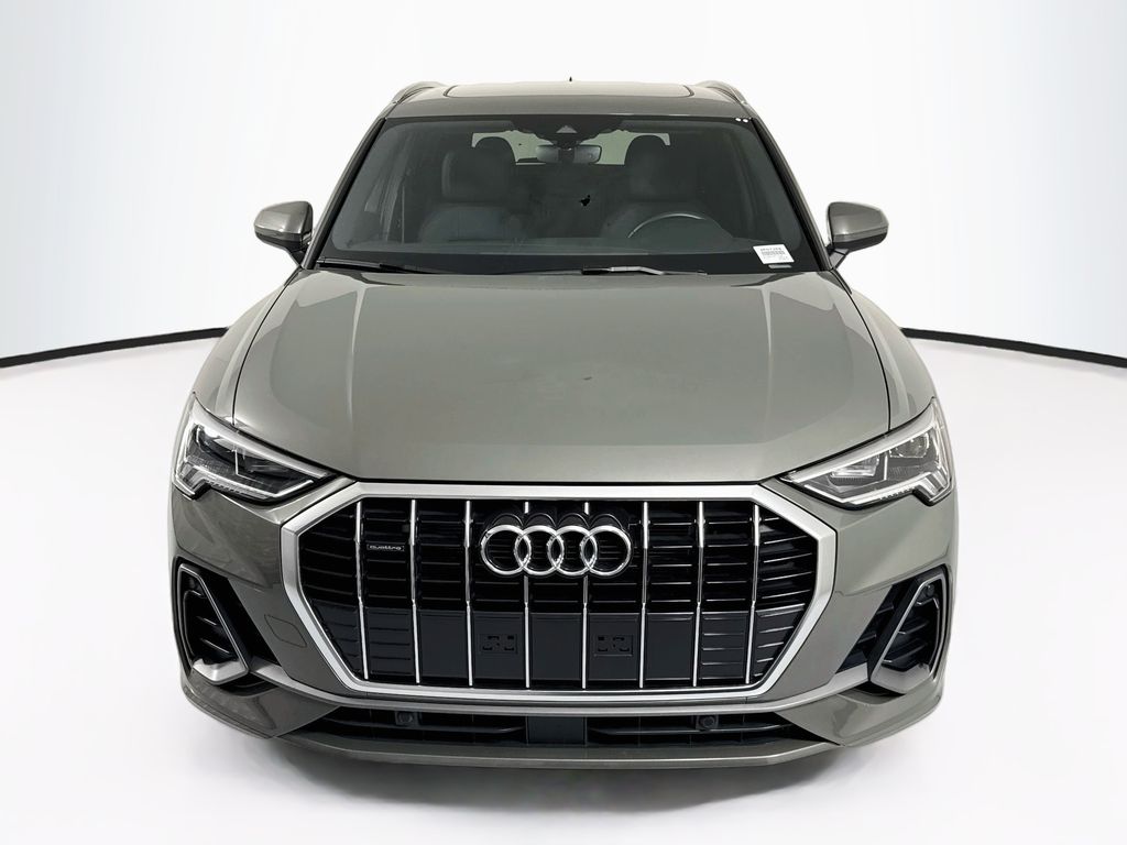 Thumbnail: 2023 Audi Q3 - 2