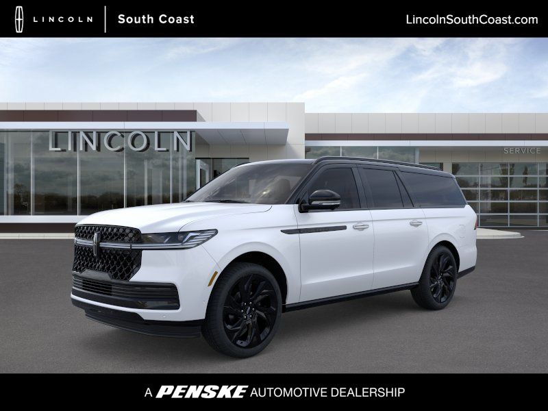 Thumbnail: 2026 Lincoln Navigator L - 1