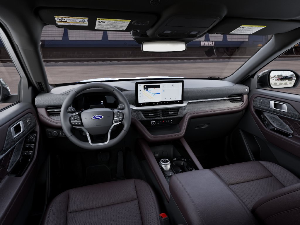 New 2027 Star White Metallic Tri-Coat Ford Platinum image 9