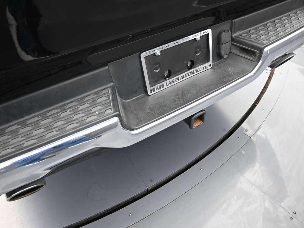 Used 2020 Diamond Black Crystal Pearlcoat Ram Laramie image 44