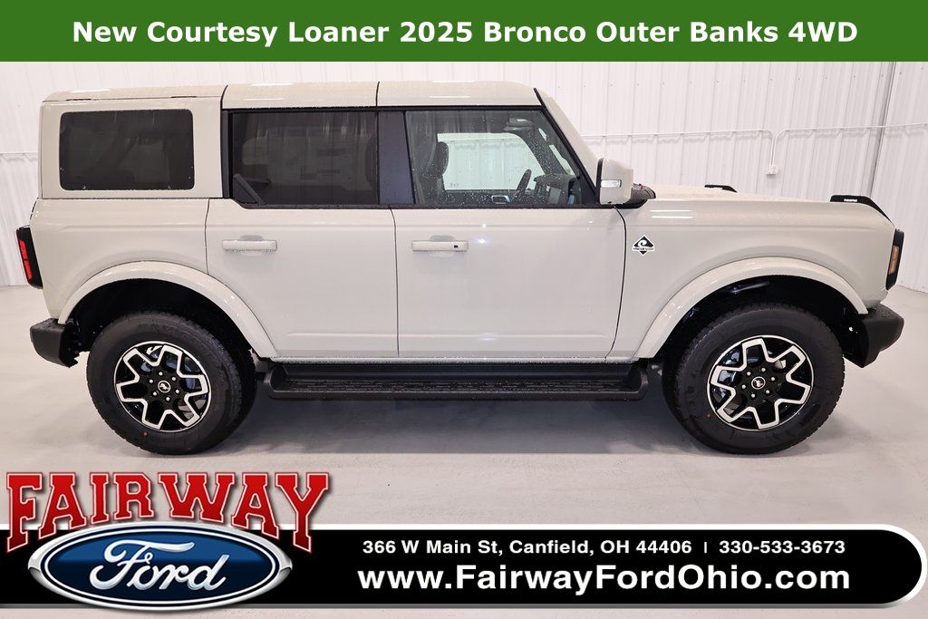 2025 Ford Bronco Outer Banks 4-Door 4WD