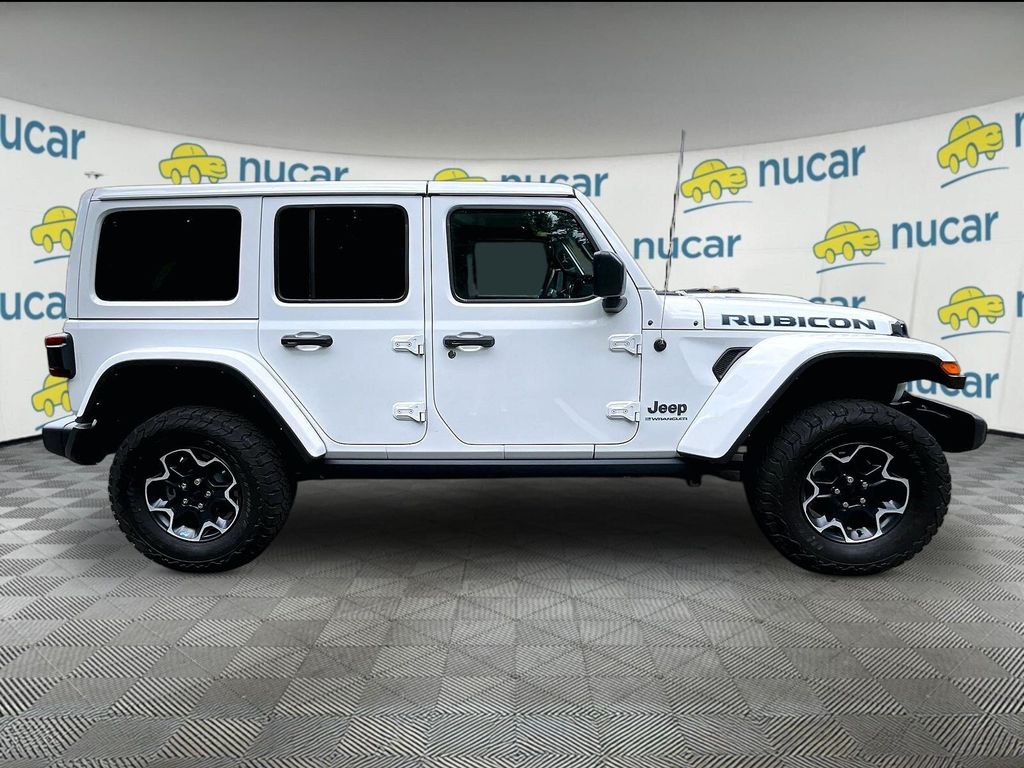 2023 Jeep Wrangler — photo 8