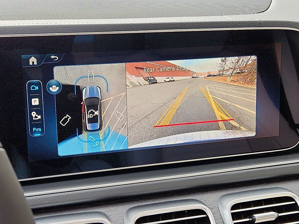 Thumbnail: 2026 Mercedes-Benz GLE - 13