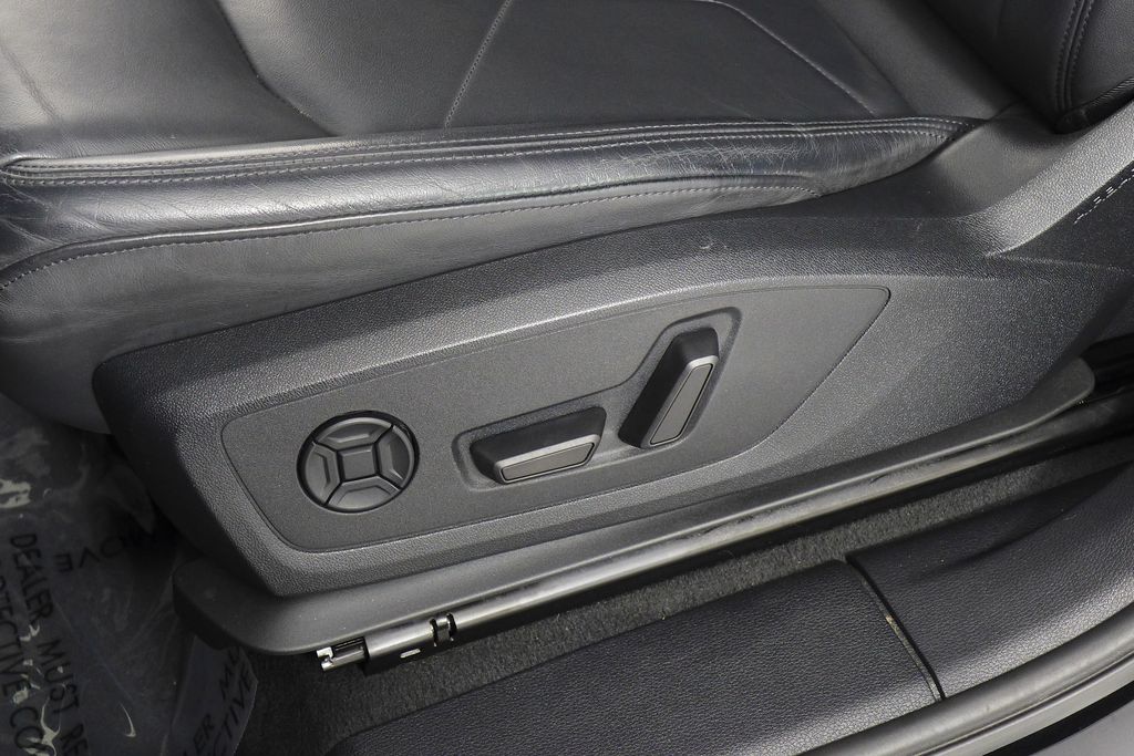 Thumbnail: 2021 Audi Q3 - 23