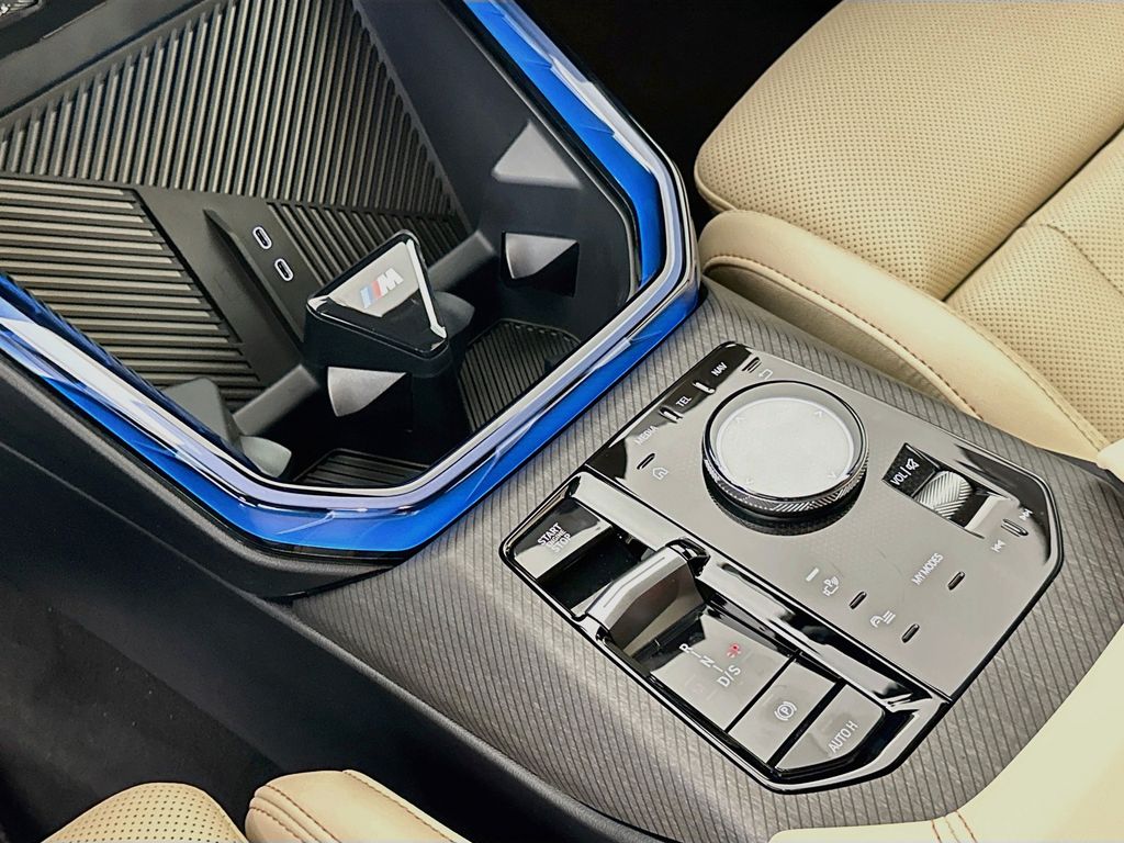 Thumbnail: 2026 BMW X3 - 15
