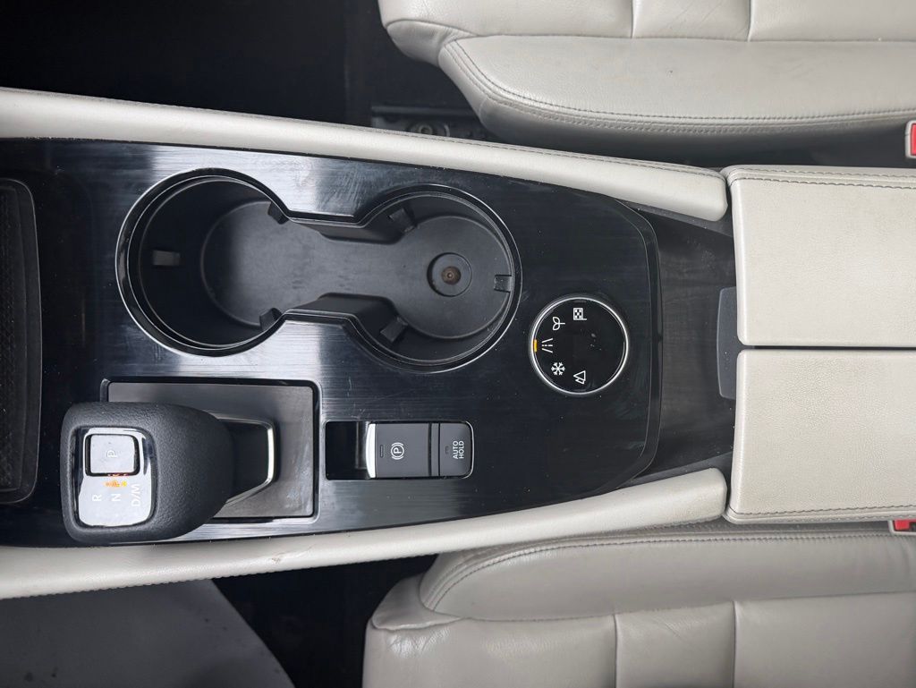 2021 Nissan Rogue SL White at Subaru and VW of Moon Township