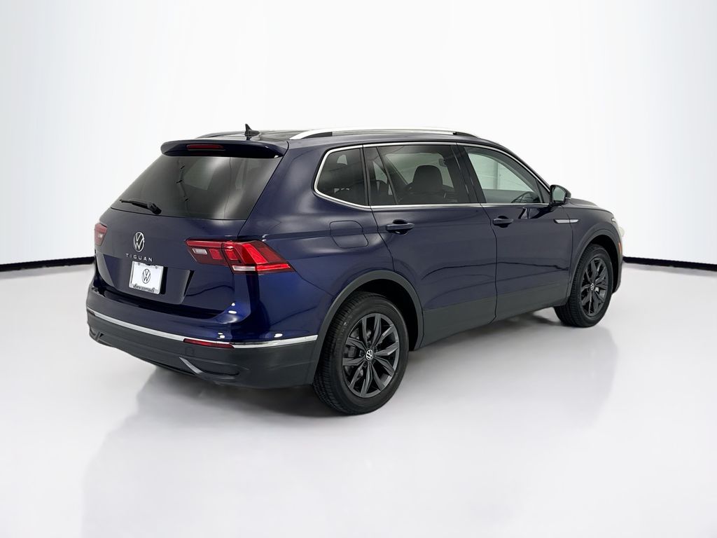 Thumbnail: 2023 Volkswagen Tiguan - 5