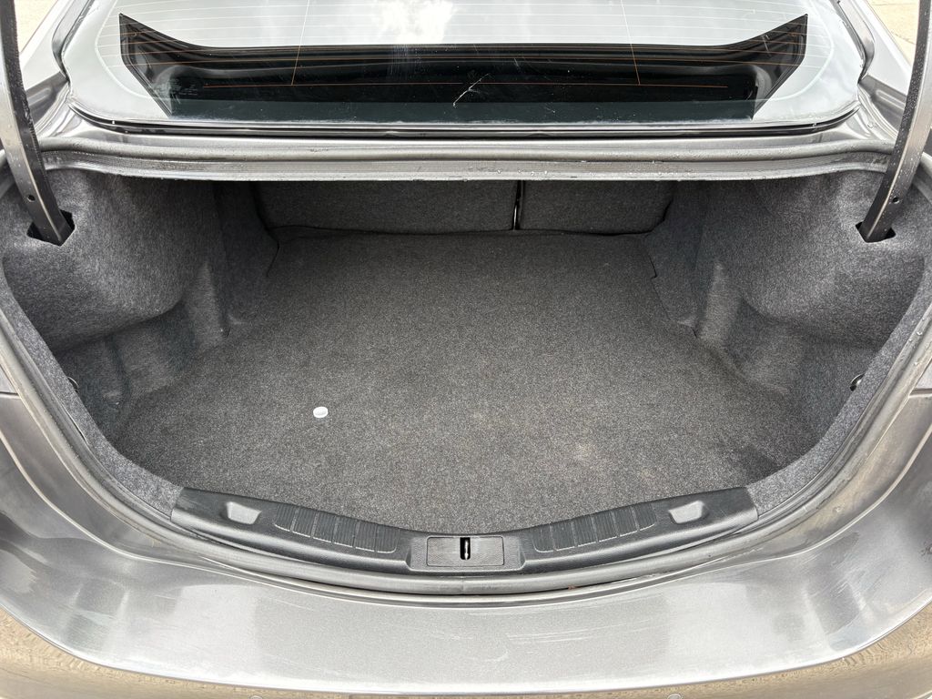 2018 Ford Fusion SE Gray at Community Honda