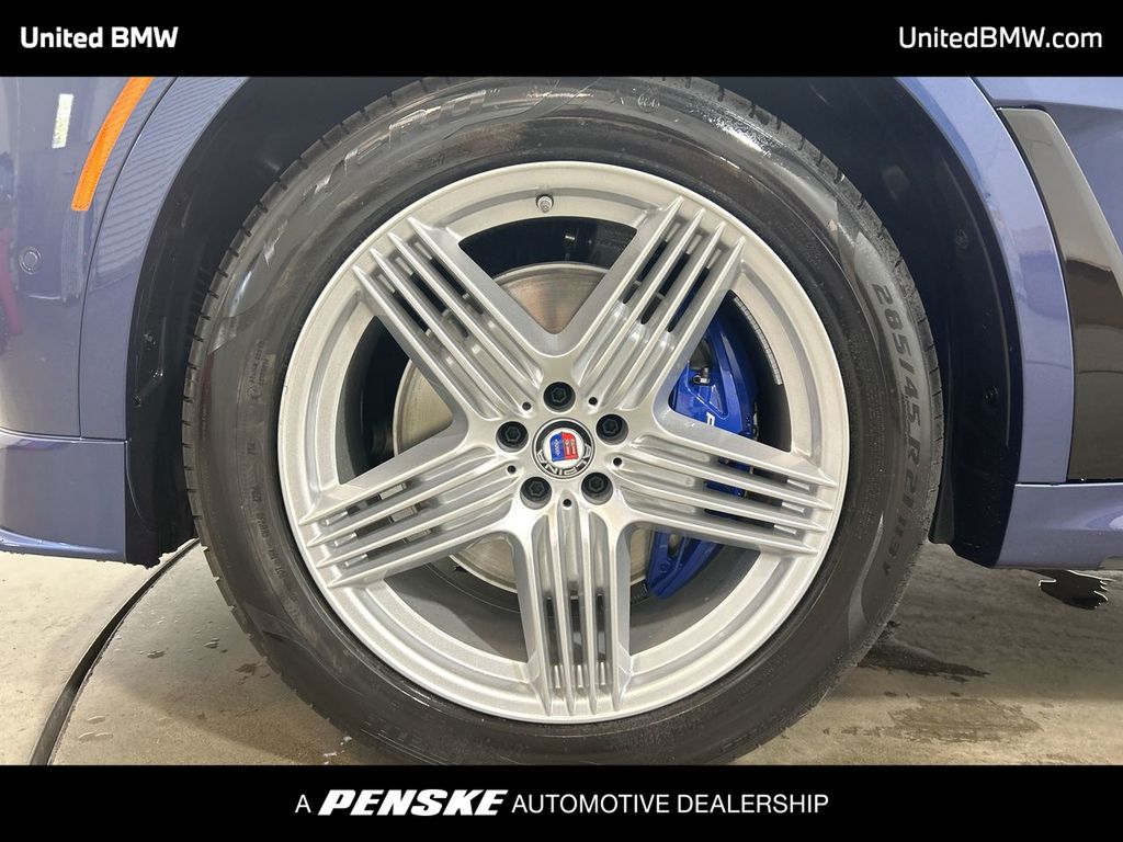 Thumbnail: 2026 BMW X7 - 10