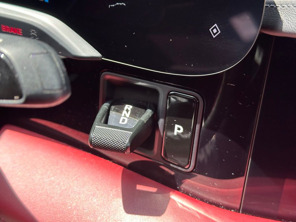 Thumbnail: 2024 Porsche Taycan - 28