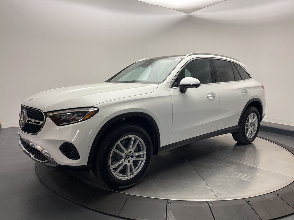 Thumbnail: 2026 Mercedes-Benz GLC - 3