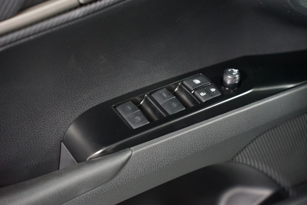 Thumbnail: 2026 Toyota Camry - 32