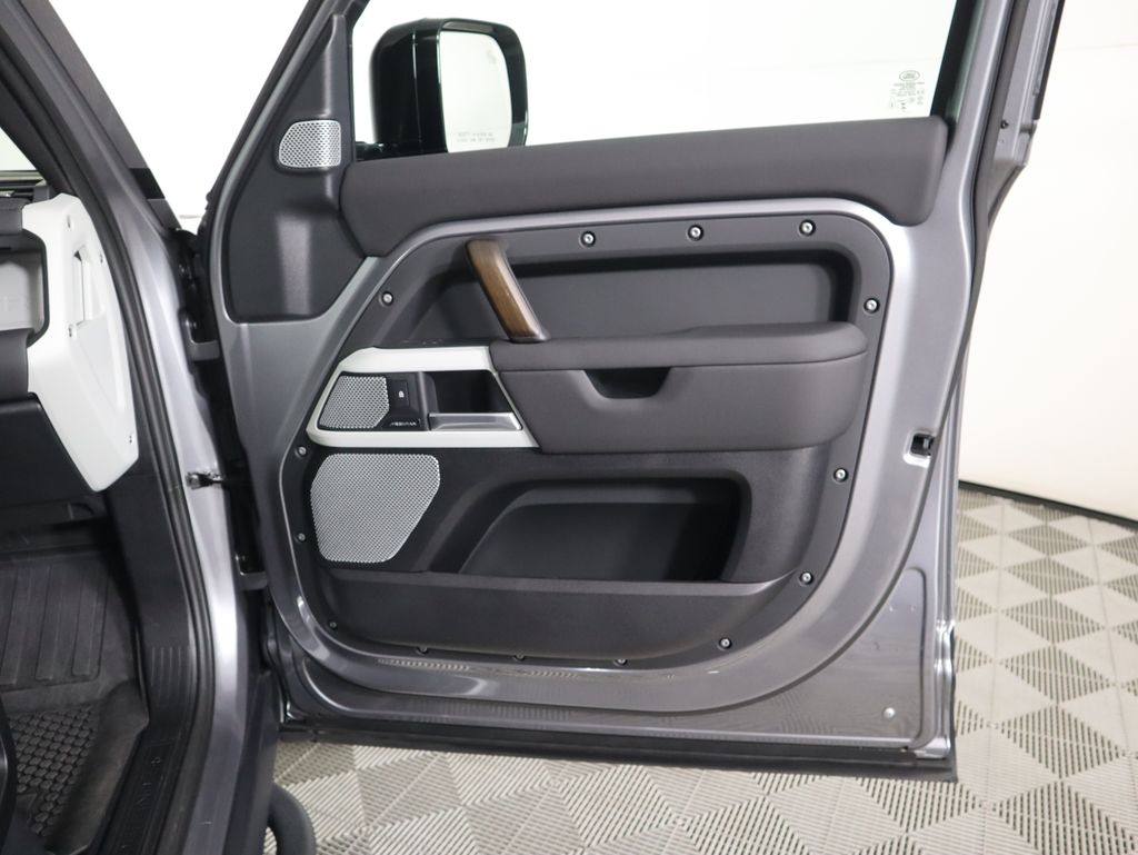 Thumbnail: 2024 Land Rover Defender - 26