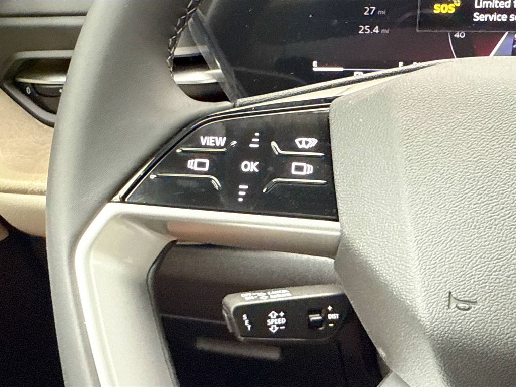 Thumbnail: 2025 Audi Q5 - 11