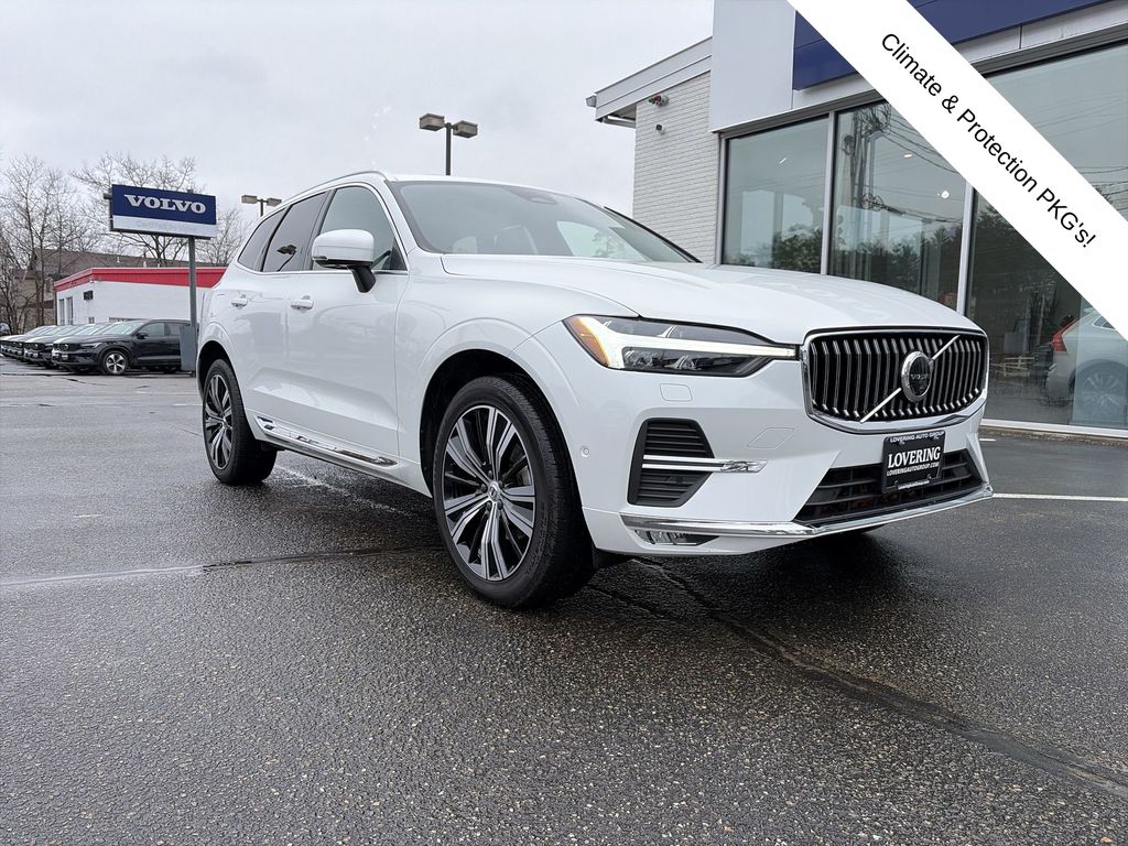 Crystal White 2023 Volvo XC60 B5 Plus Bright Theme AWD SUV / Crossover All-Wheel Drive Automatic