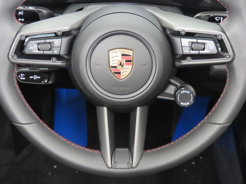 Thumbnail: 2026 Porsche 911 - 27