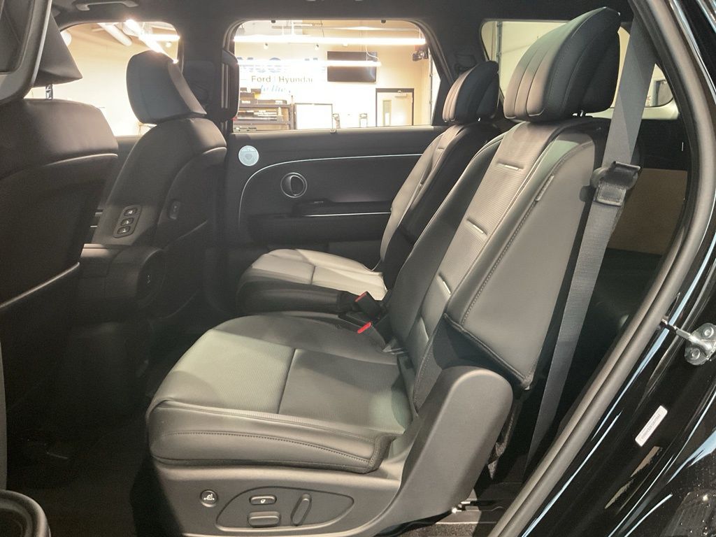 New 2026 Black Hyundai Calligraphy image 25