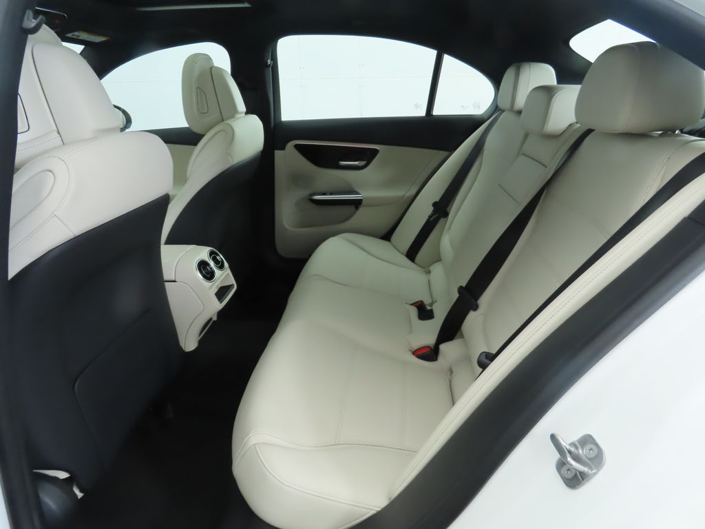 Thumbnail: 2025 Mercedes-Benz C-Class - 21