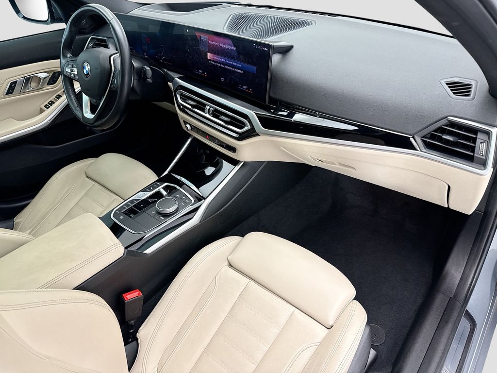 Thumbnail: 2023 BMW 3 Series - 16