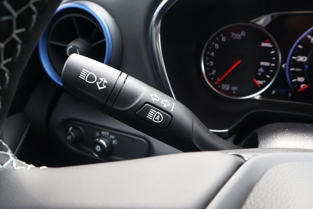 Thumbnail: 2026 Chevrolet Blazer - 25