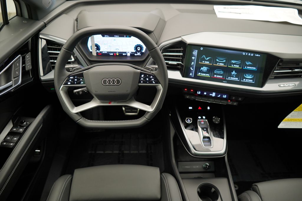 2024 Audi Q4 e-tron  12