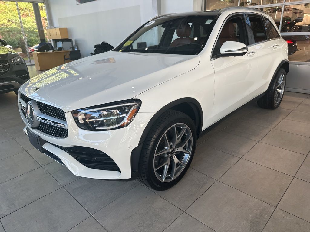 2021 Mercedes-Benz GLC GLC 300 3