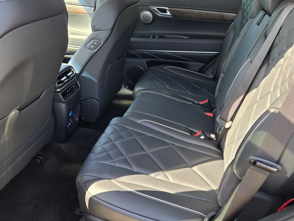 2026 Genesis GV80 - $81,943