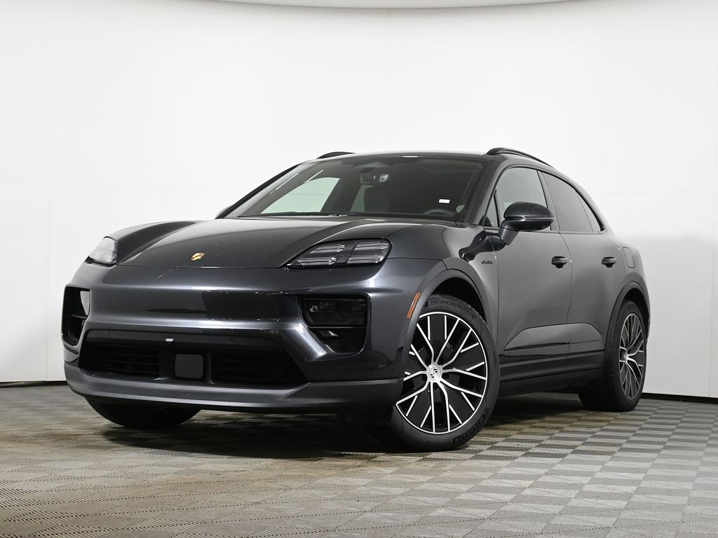 Thumbnail: 2026 Porsche Macan - 1