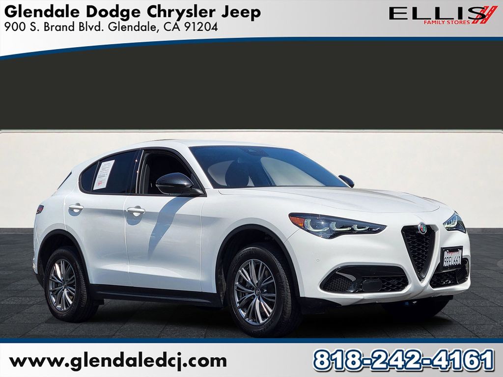 2024 Alfa Romeo Stelvio Sprint RWD