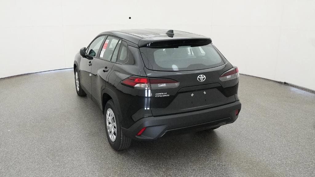 Thumbnail: 2026 Toyota Corolla Cross - 18