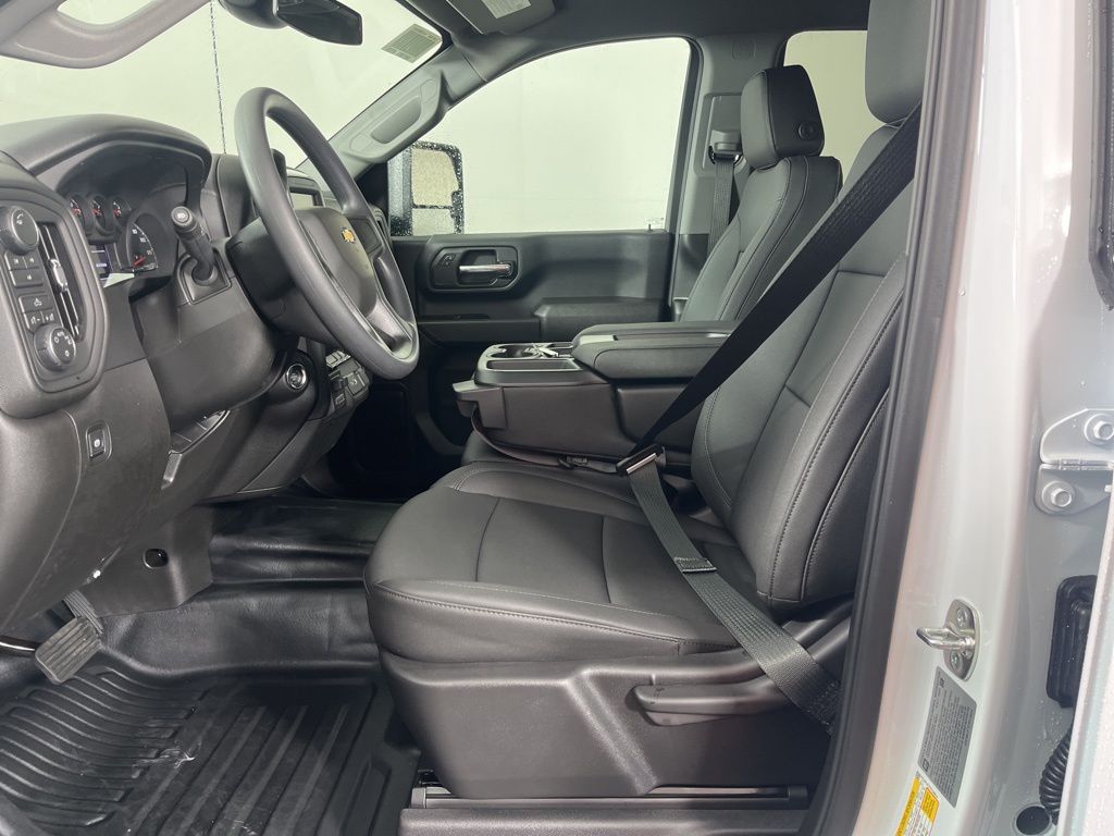 Thumbnail: 2026 Chevrolet Silverado 2500 - 18