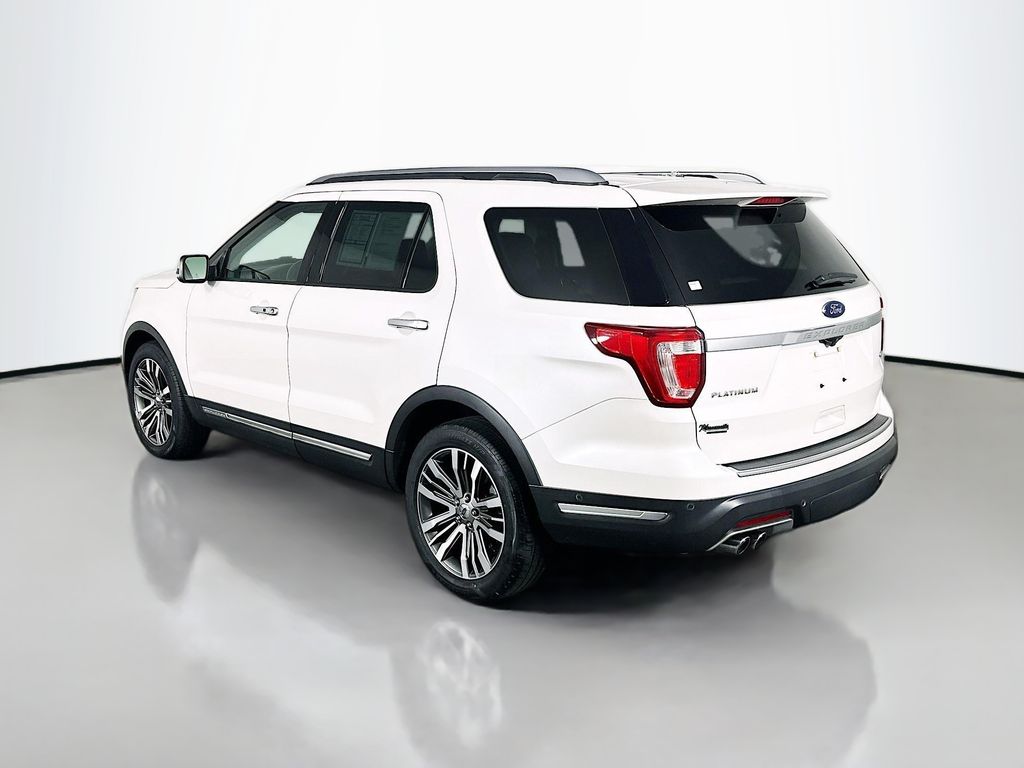 Used 2018 White Ford Platinum image 5