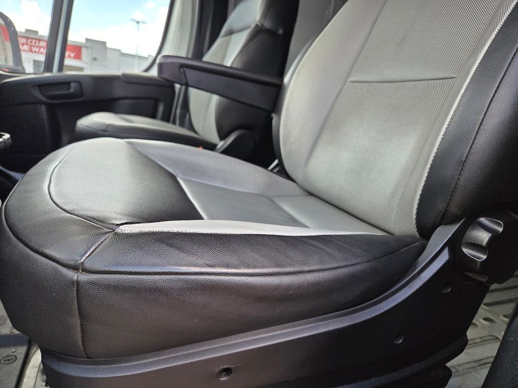 Used 2023 White Ram High Roof image 10