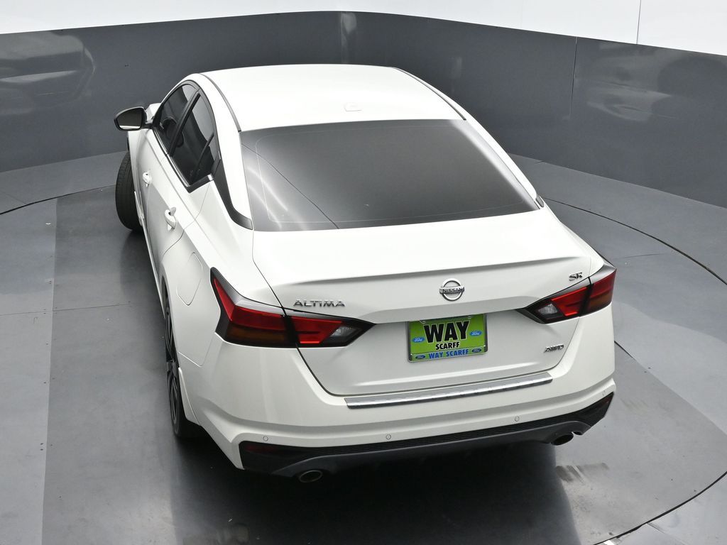 2022 Nissan Altima SR Intelligent AWD