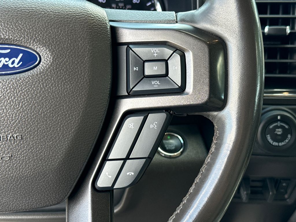 2021 Star White Metallic Tri-Coat Ford Expedition Max Limited RWD SUV