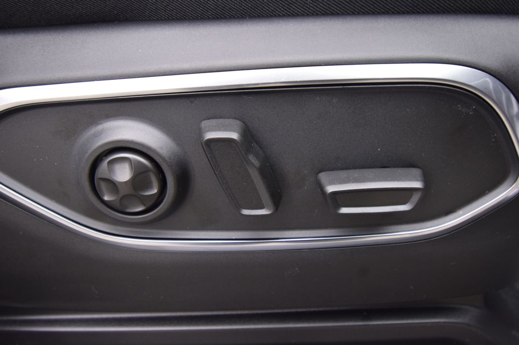 new 2026 Jeep Grand Wagoneer car, priced at $79,757