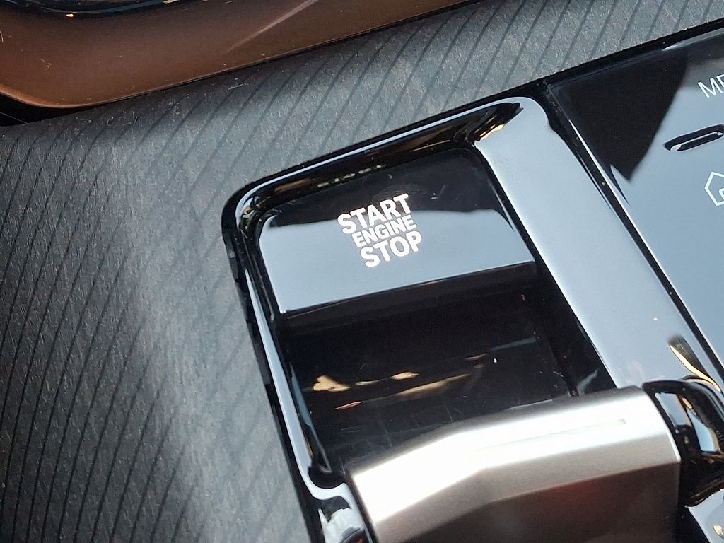 Thumbnail: 2025 BMW X3 - 25