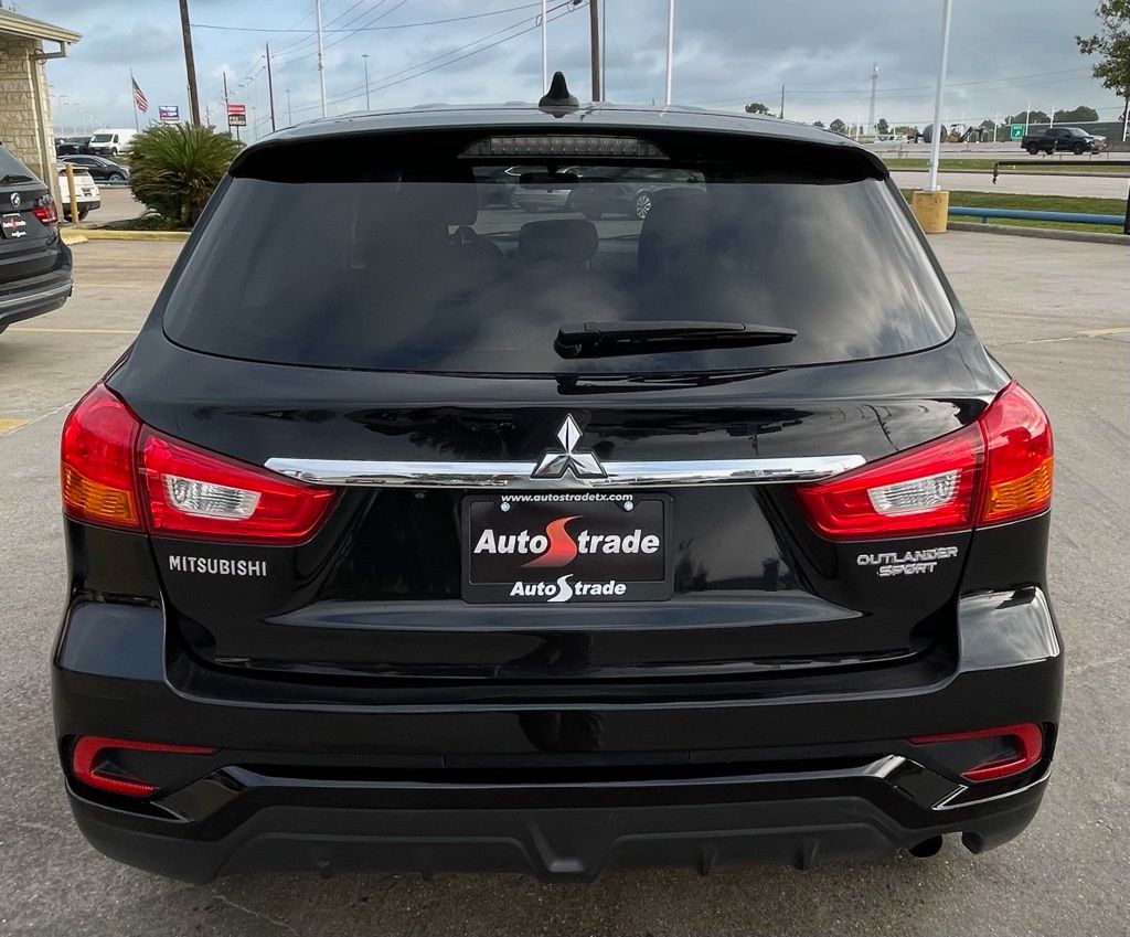 2019 Mitsubishi Outlander Sport 2.0 ES - 9