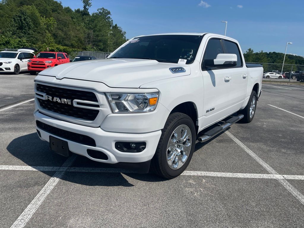Bright White Clearcoat 2024 RAM 1500 Pickup Truck Four-Wheel Drive 8-Speed Automatic