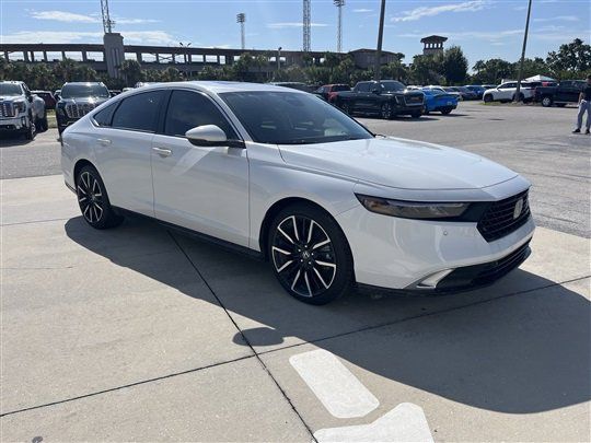 new 2025 Honda Accord Hybrid car, priced at $39,312